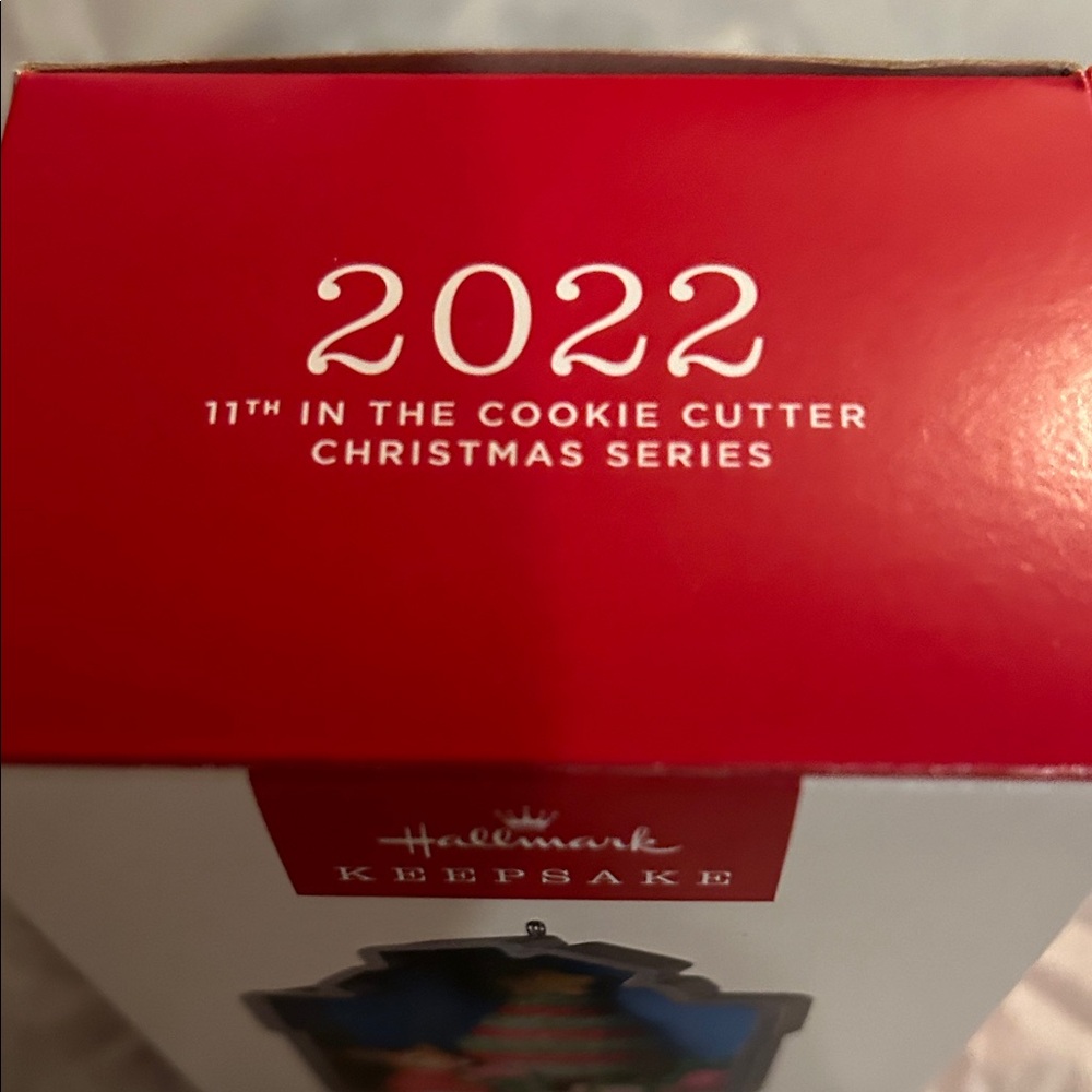 Hallmark Keepsake 2022 Ornament Cookie Cutter Christmas - Picture 2 of 6
